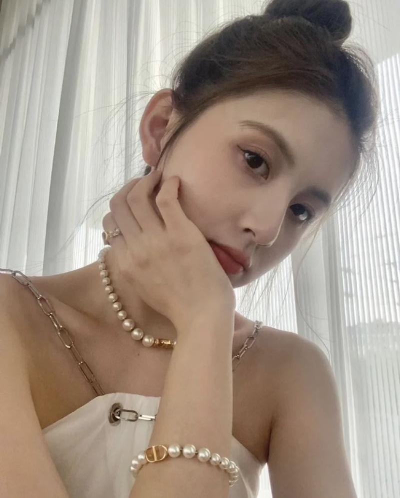 chr1st1an D10r bracelets